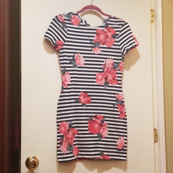 French Connection Dresses & Skirts - French Connection Striped Floral Mini Dress 6 French Connection Dresses & Skirts - French Connection Striped Floral Mini Dress 6